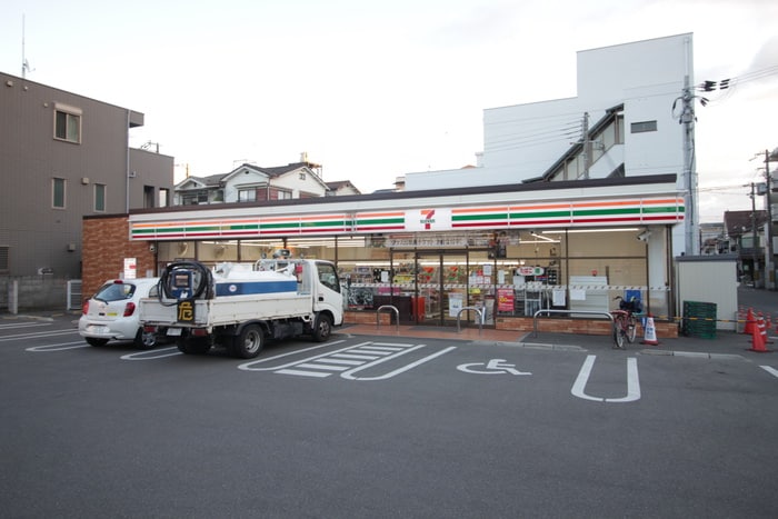セブンイレブン(コンビニ)まで260m Ｌｅ　Ｃｈａｉｎｏｎ．Ｓ