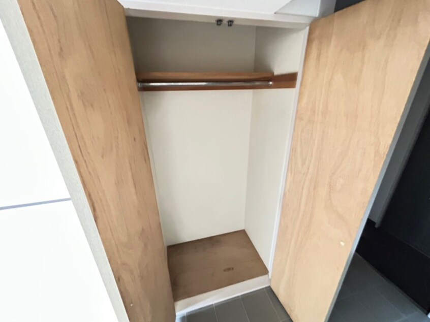 収納 高辻ロイヤルフラッツ