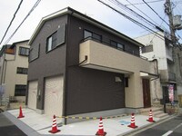 菊水通４丁目中山一戸建て