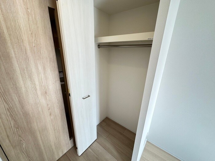 収納 ｴｽﾘｰﾄﾞｻﾞｲｰｽﾄﾚｼﾞﾃﾞﾝｽ大阪城(805)