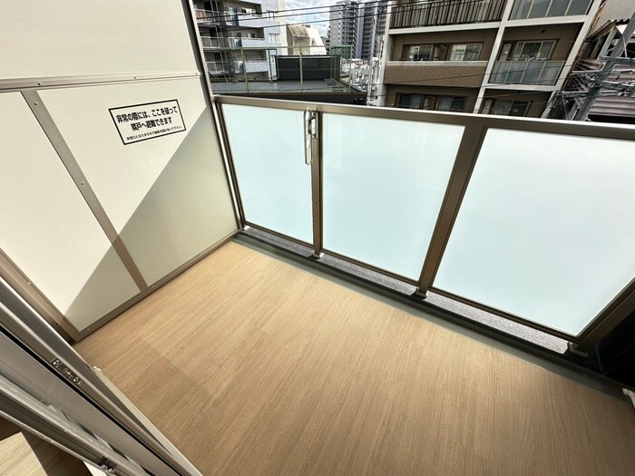 ベランダ・バルコニー ｴｽﾘｰﾄﾞｻﾞｲｰｽﾄﾚｼﾞﾃﾞﾝｽ大阪城(805)