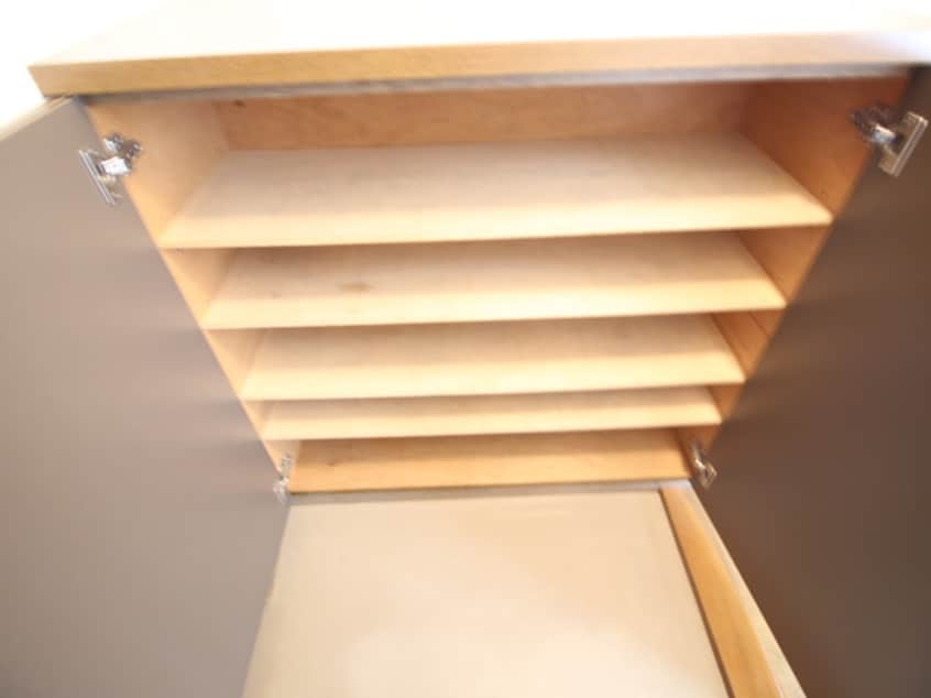 靴箱 コルナス西館