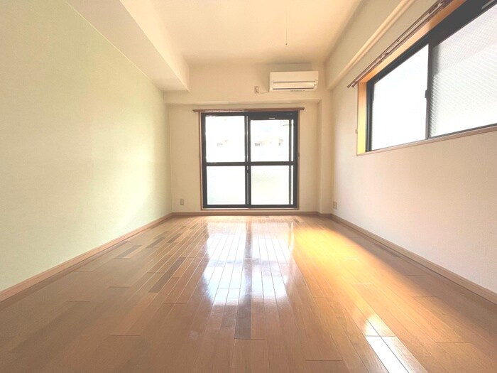 内観写真 クリエイティブステ－ジＮ