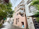 クロスヴィーチェ京橋の外観
