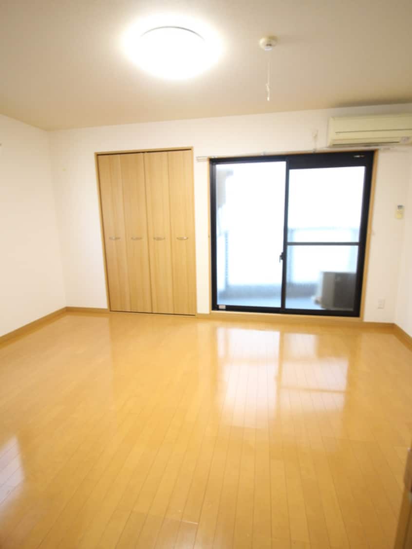 居室 クロスヴィーチェ京橋