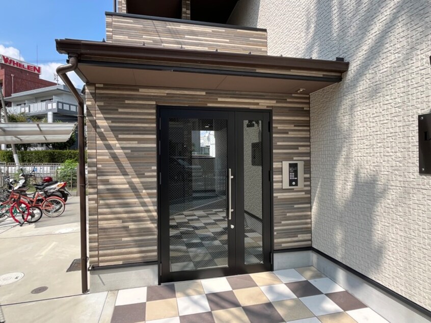 エントランス部分 リブ・シャイン青葉丘南