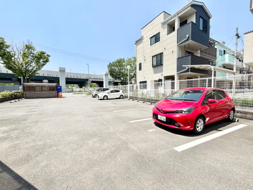 駐車場 エリセラ門真南