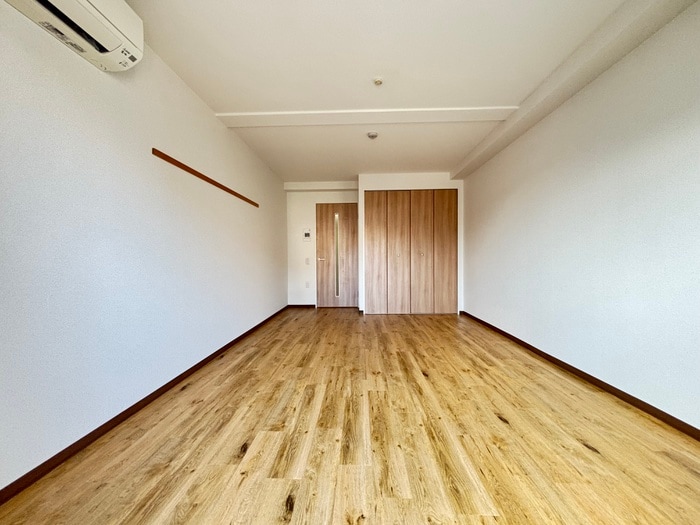 居室 シャイン帷子ノ辻