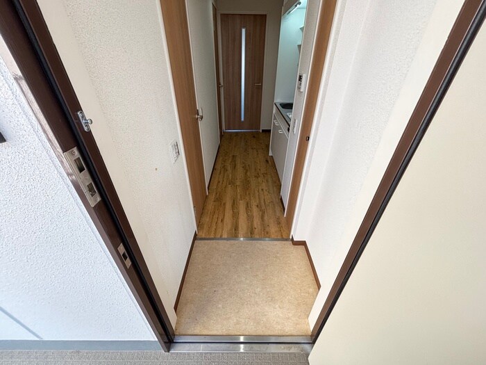 玄関 シャイン帷子ノ辻