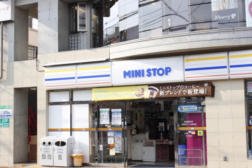 MINISTOP(コンビニ)まで80m シャイン帷子ノ辻