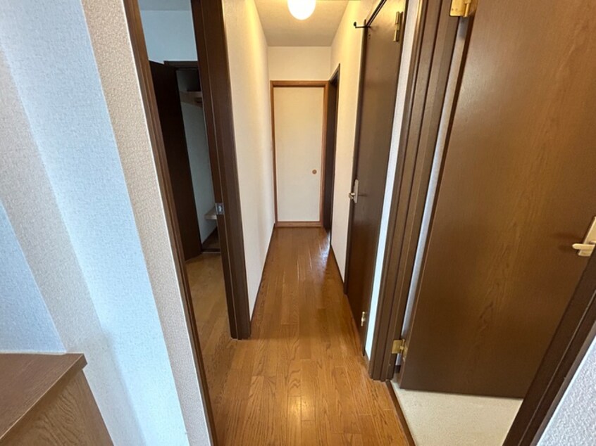 廊下 メゾン・やくし