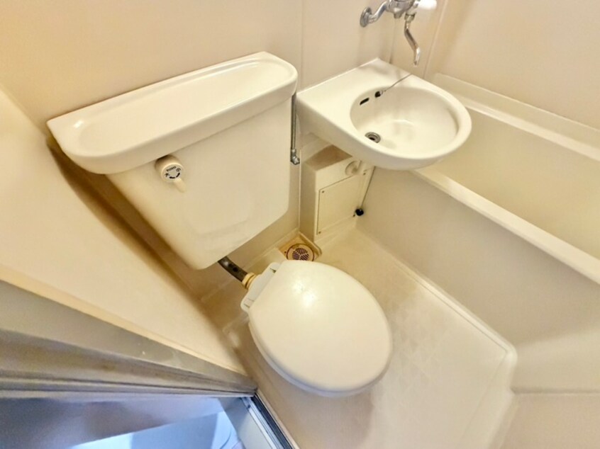 トイレ アイビ－ハイム加島