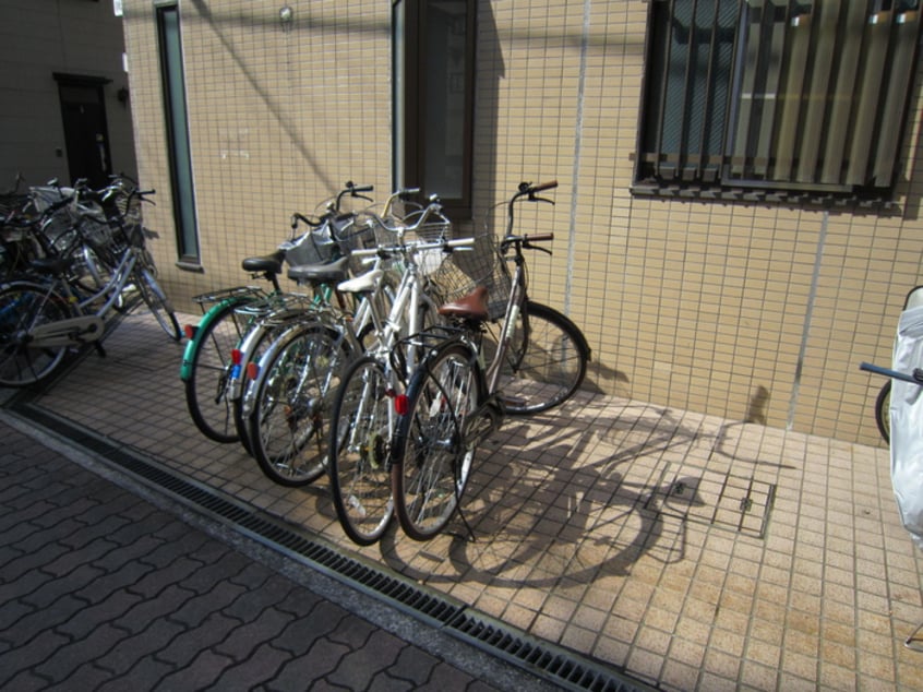 駐輪場 Perfect Life緑橋