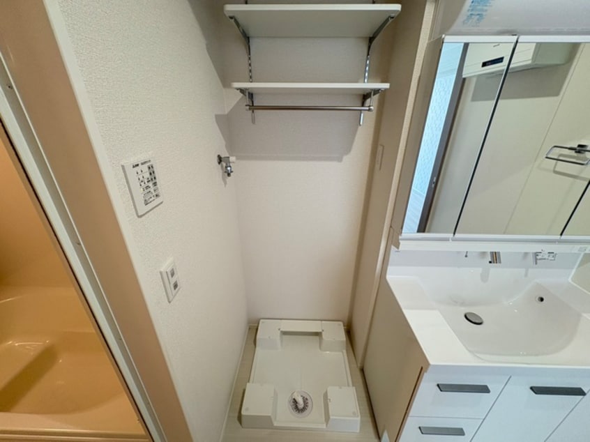 洗濯機置場 アベニール末広