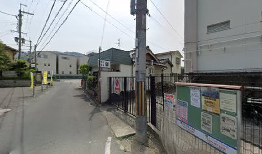 東大阪市立繩手小学校(小学校)まで200m アベニール末広