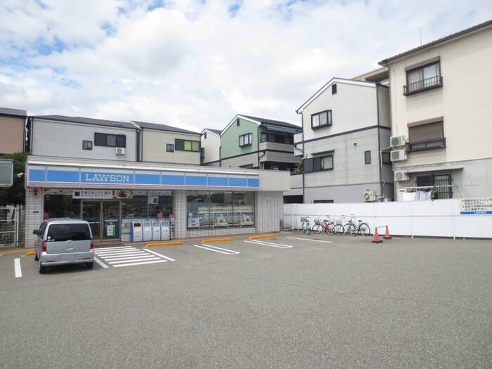 ローソン立花町1丁目店(コンビニ)まで242m フジパレス立花町Ⅱ番館