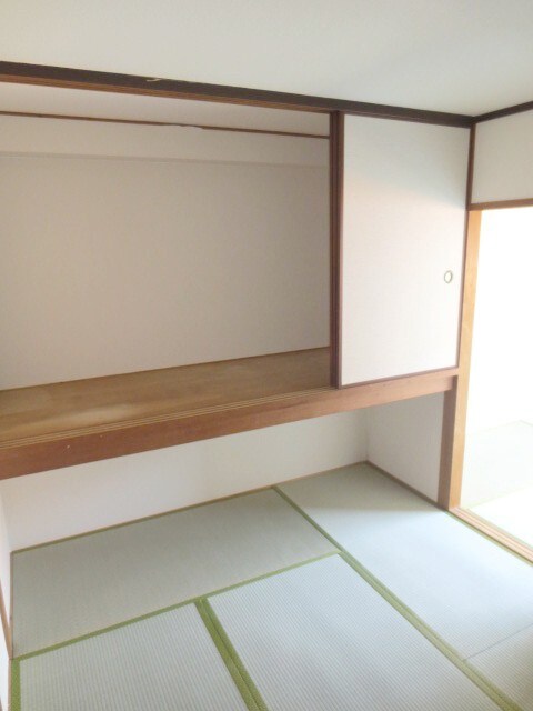 居室 第２シャトーモリオカ