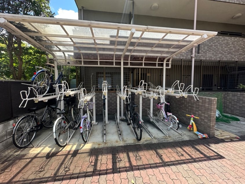 駐輪場 ヴェルデベージュ