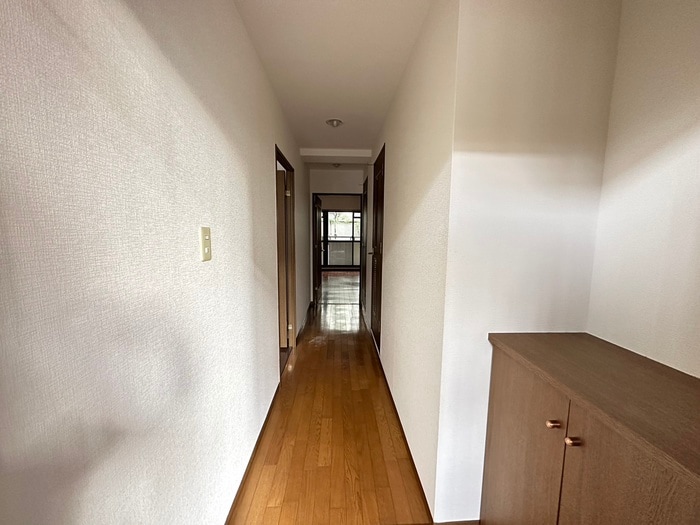 廊下 ヴェルデベージュ