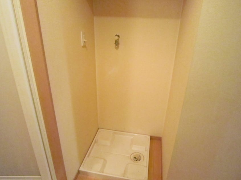 洗濯機置場 サンライト万代