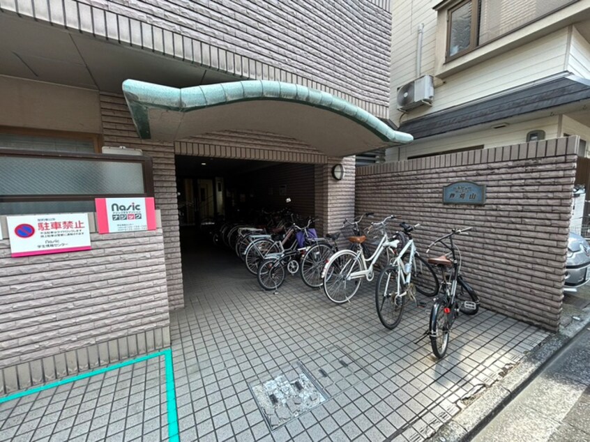 エントランス部分 ベルビュー芦刈山