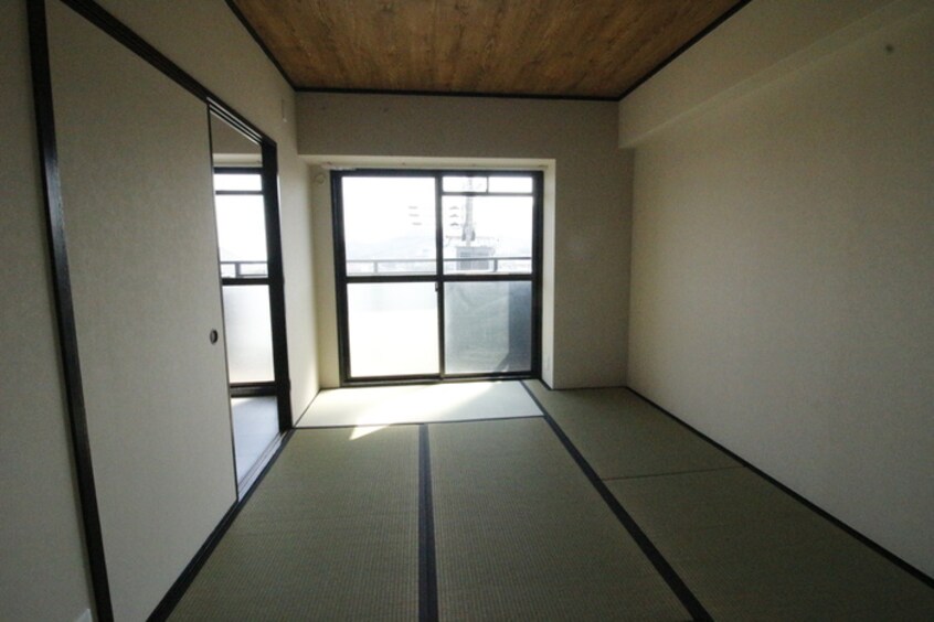 居室 シャトレンうぐいす