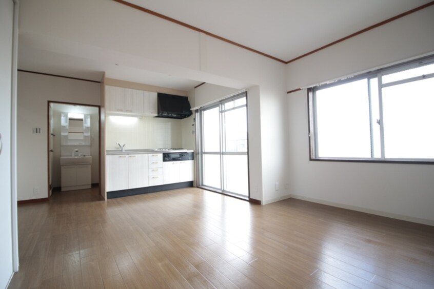 居室 クローカスハイツ