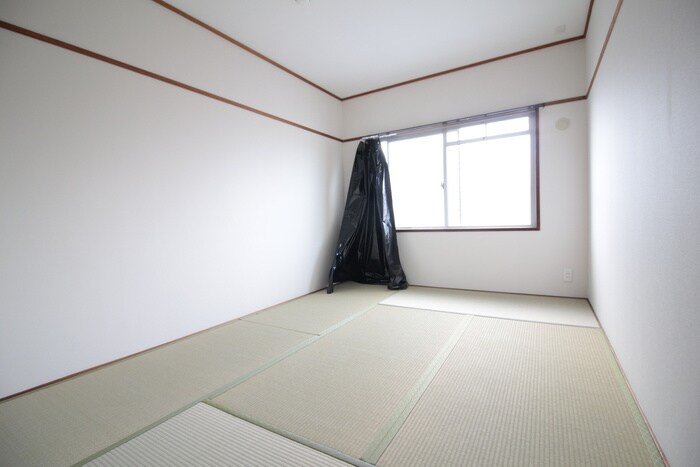 居室 クローカスハイツ