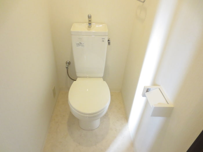 トイレ アルファ－六甲