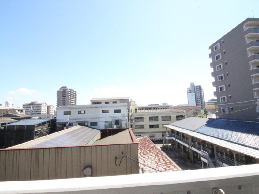 室内からの展望 ジーイートワ