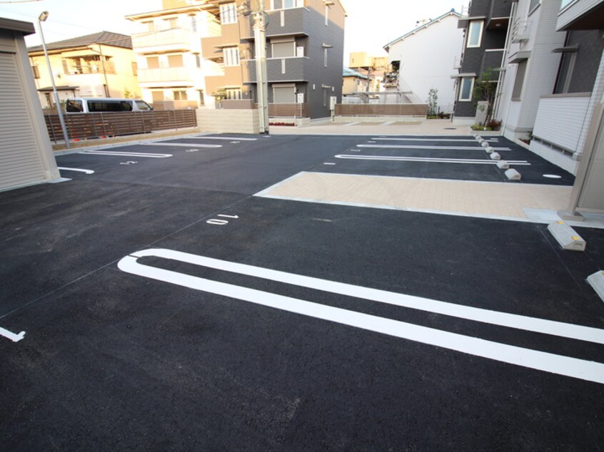 駐車場 エレガンテ天美　Ａ棟