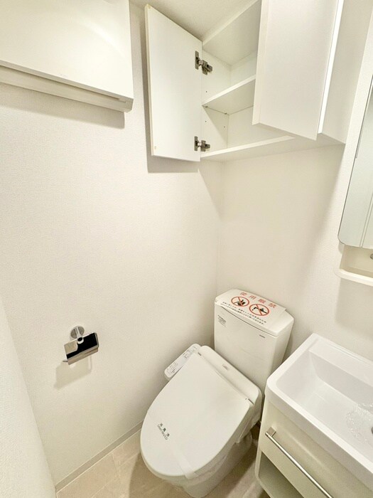 トイレ セレニテ桜川駅前プリエ