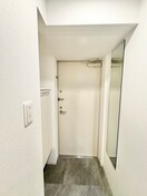 玄関 セレニテ桜川駅前プリエ