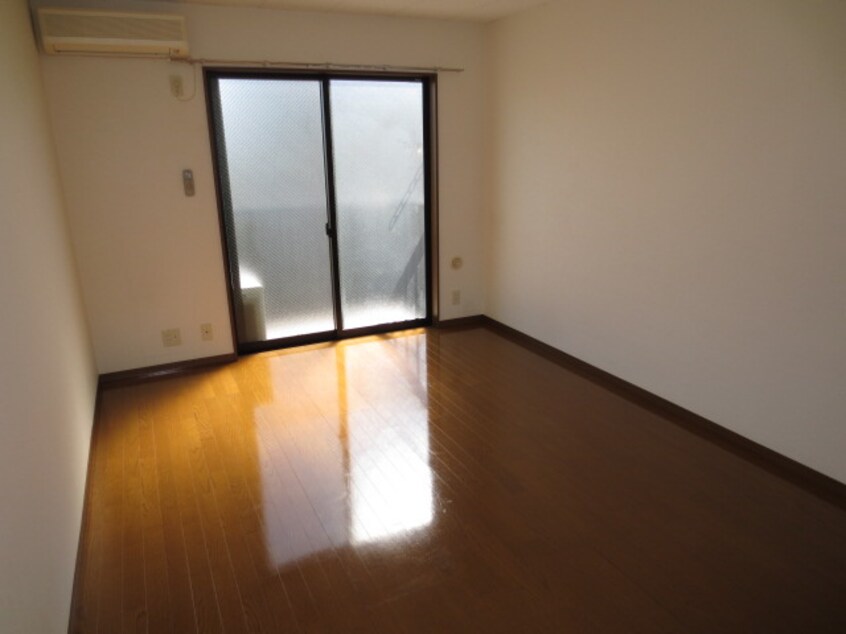 居室 アム－ル末成