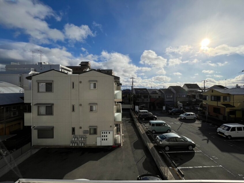 室内からの展望 下鴨松柏