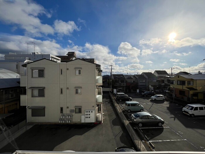 室内からの展望 下鴨松柏