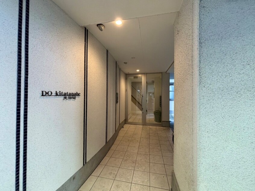 エントランス部分 ＤＯ　ｋｉｔａｔａｎａｂｅ