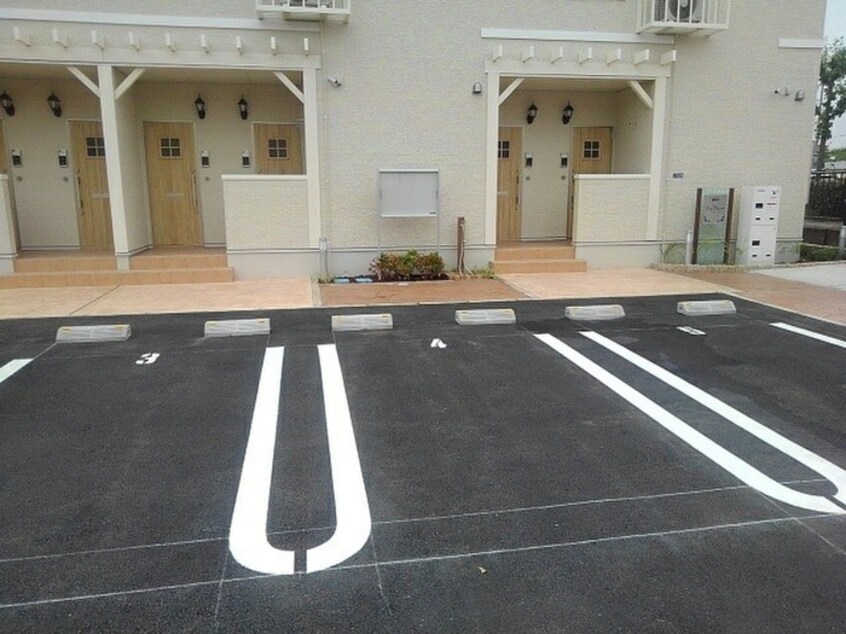 駐車場 アイビ－プレイス