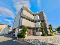 Ｐａｒｔｉｒ　Ｍａｋｉｎｏ