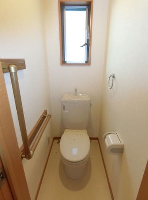 トイレ Ｐｉｓｔａ魚住町