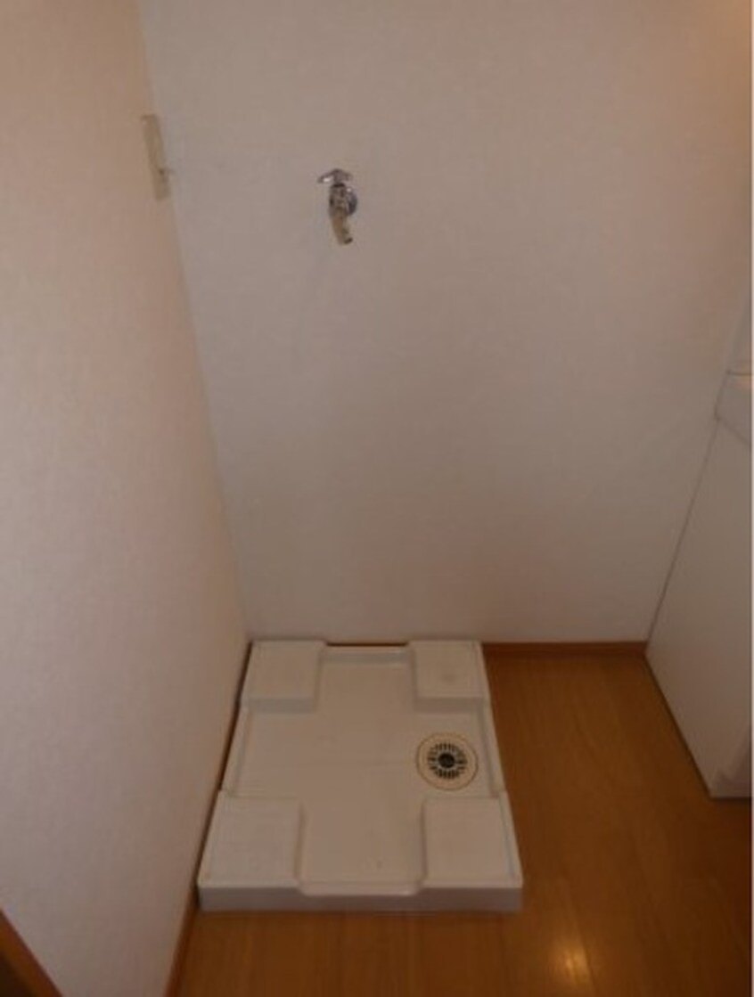 洗濯機置場 Ｐｉｓｔａ魚住町