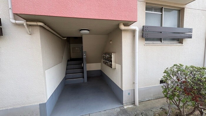 エントランス部分 旭が丘コーポ（101）