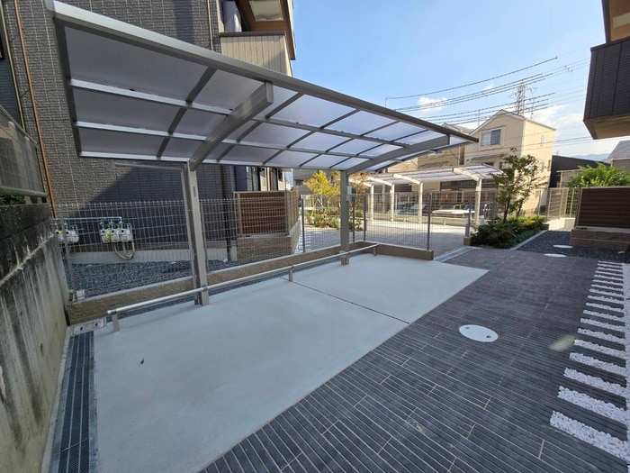 駐輪場 GRAMM六地蔵A棟