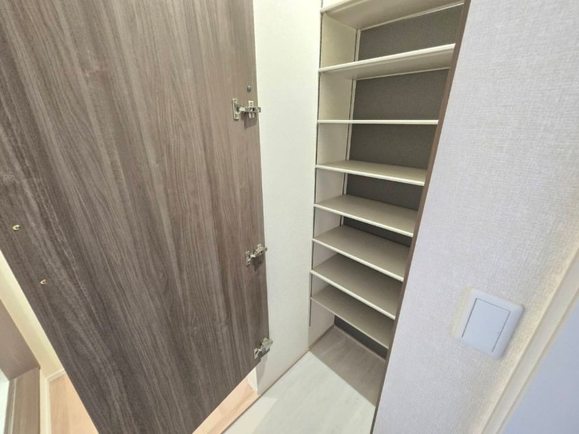 靴箱 GRAMM六地蔵A棟