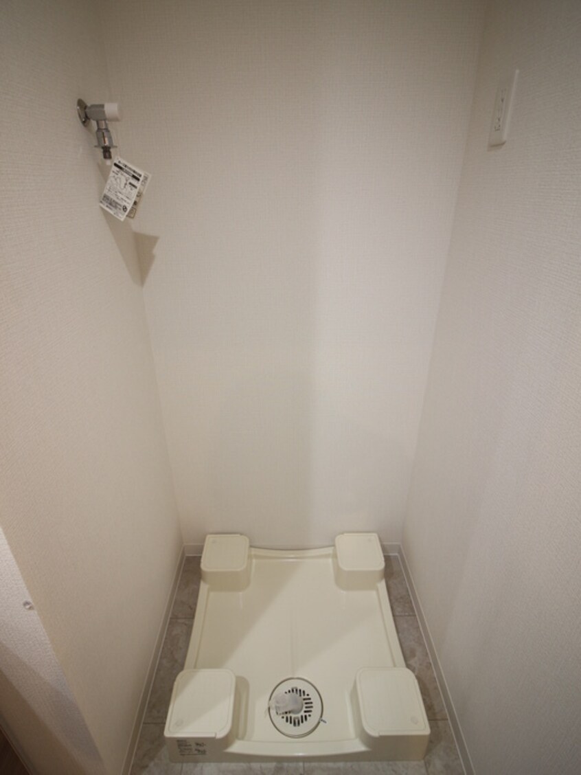 洗濯機置場 クレールフォレスタ