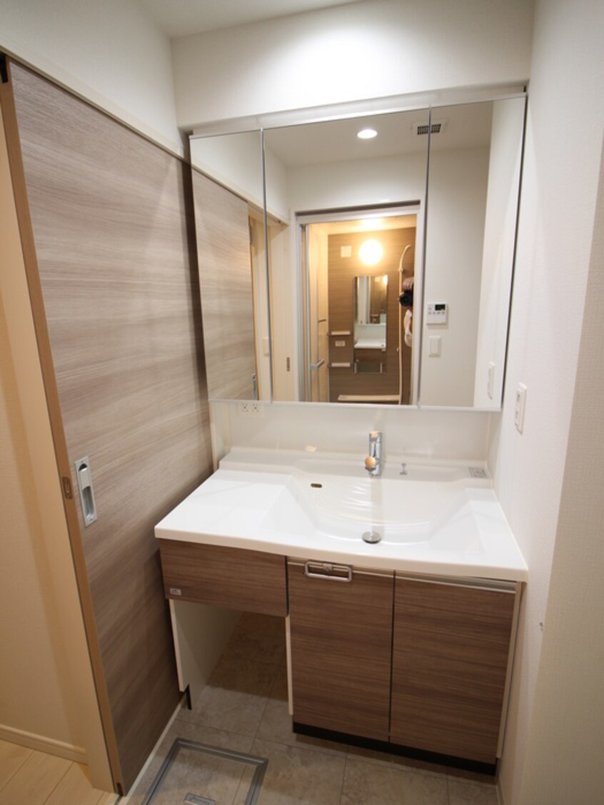 洗面 クレールフォレスタ