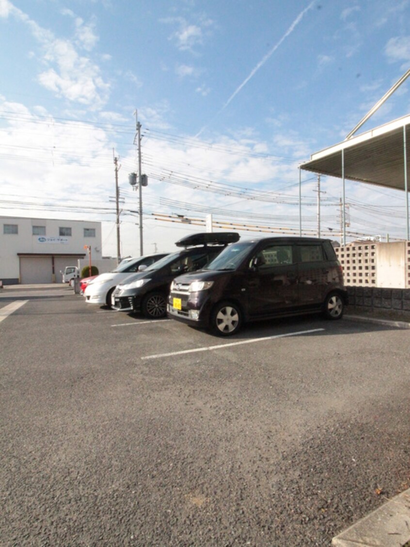 駐車場 ミレニアム　ヴィラ