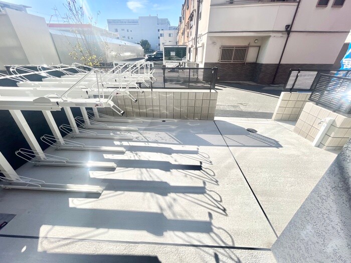 駐輪場 セイワパレス門真