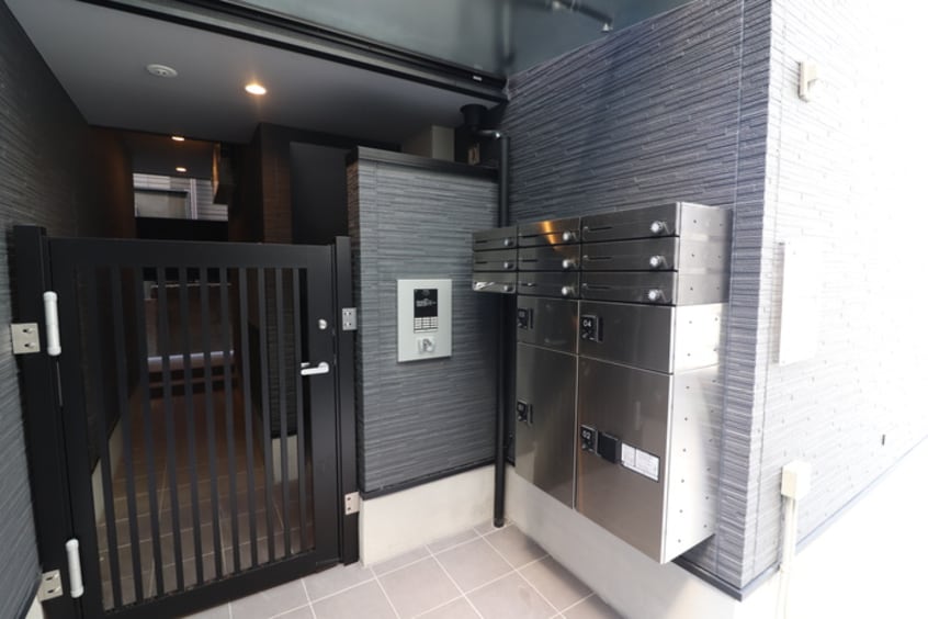 エントランス部分 COSMIC SQUARE