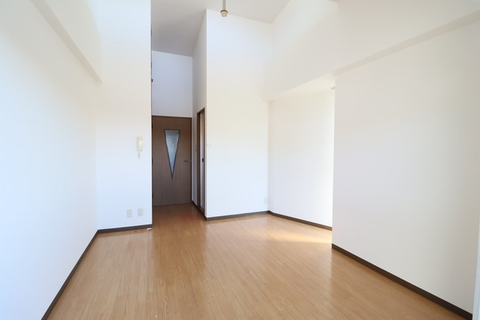 居室 サントレノ箕面